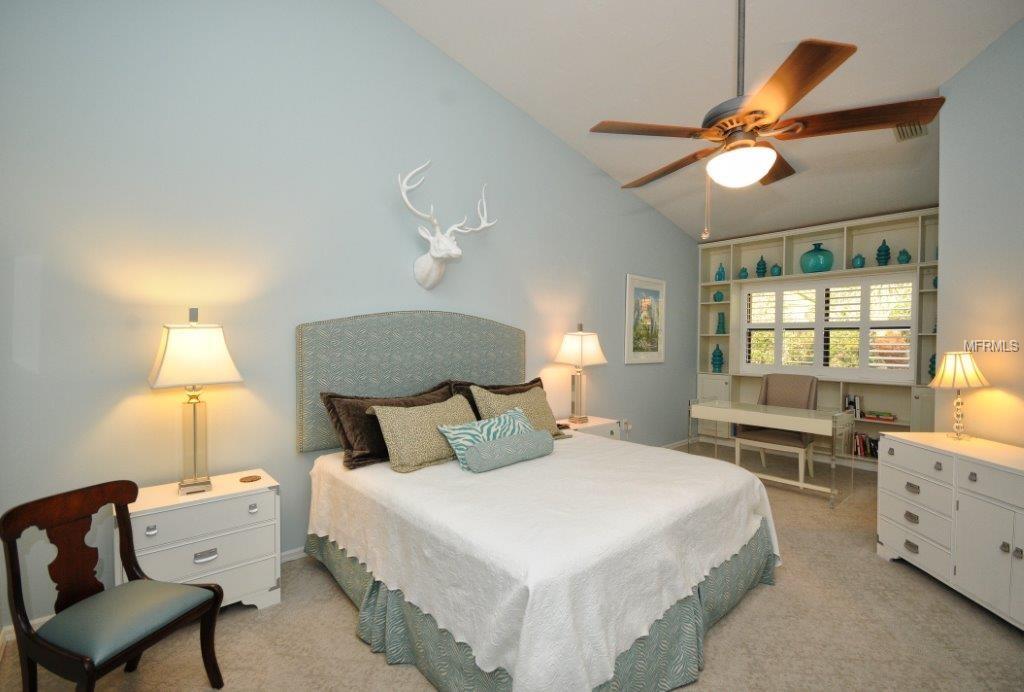 SARASOTA, Florida 34231, 3 Bedrooms Bedrooms, 6 Rooms Rooms,2 BathroomsBathrooms,Residential,For sale,A4175607