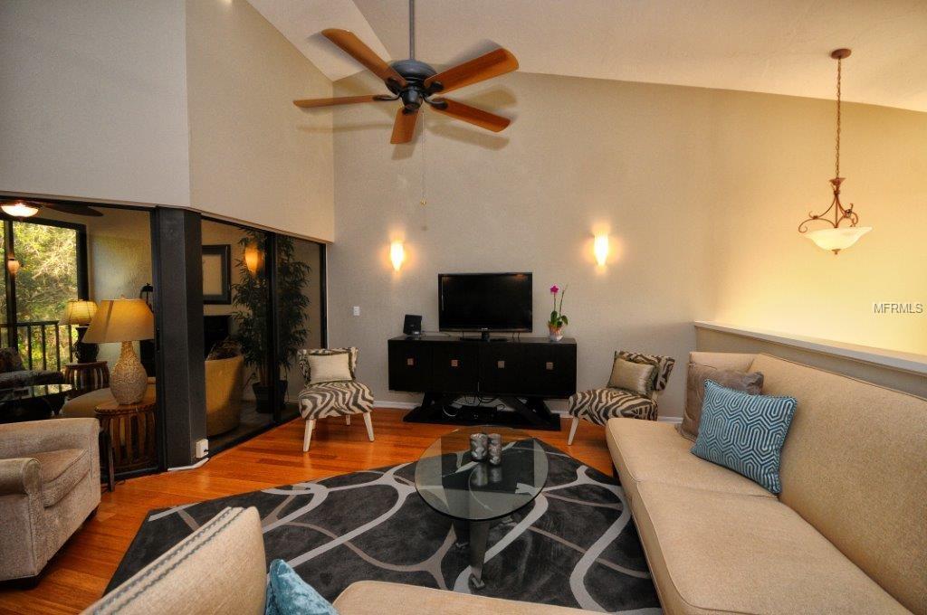 SARASOTA, Florida 34231, 3 Bedrooms Bedrooms, 6 Rooms Rooms,2 BathroomsBathrooms,Residential,For sale,A4175607