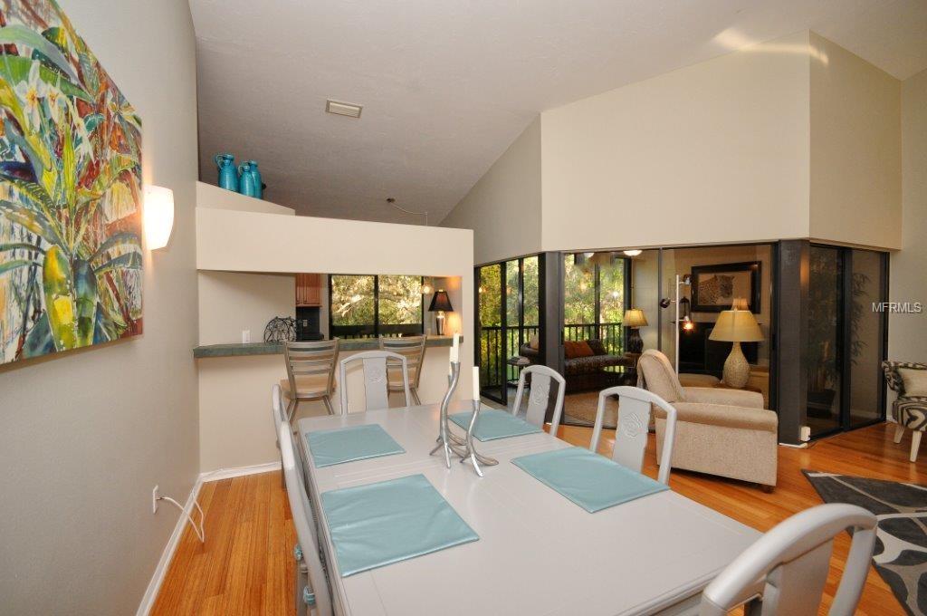 SARASOTA, Florida 34231, 3 Bedrooms Bedrooms, 6 Rooms Rooms,2 BathroomsBathrooms,Residential,For sale,A4175607