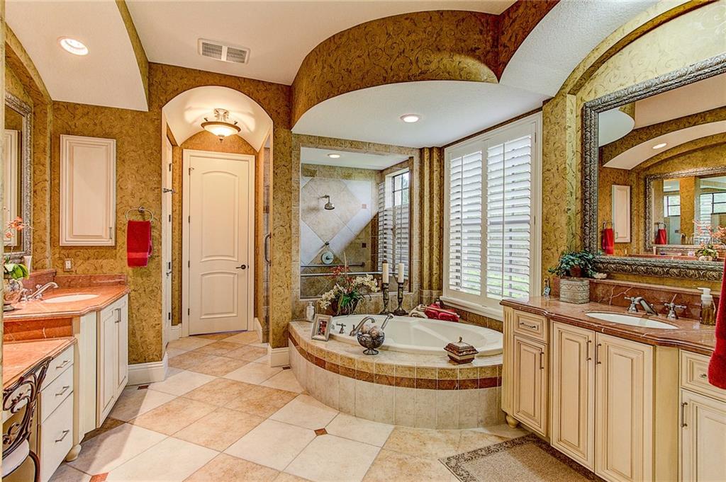 3549 FOUNDERS CLUB DRIVE, SARASOTA, Florida 34240, 4 Bedrooms Bedrooms, 9 Rooms Rooms,4 BathroomsBathrooms,Residential,For sale,FOUNDERS CLUB,A4189830