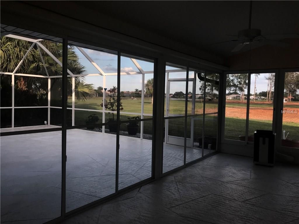 550 SILK OAK DRIVE, VENICE, Florida 34293, 3 Bedrooms Bedrooms, 8 Rooms Rooms,2 BathroomsBathrooms,Residential,For sale,SILK OAK,N5915207