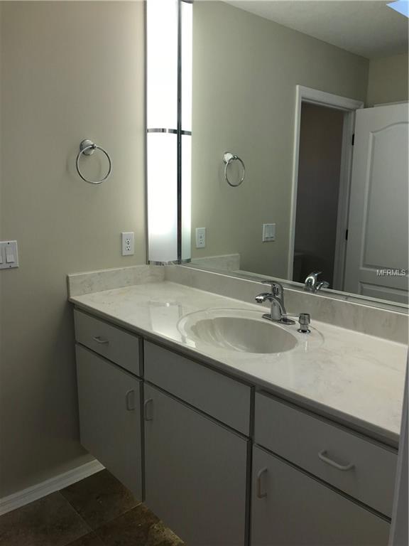 550 SILK OAK DRIVE, VENICE, Florida 34293, 3 Bedrooms Bedrooms, 8 Rooms Rooms,2 BathroomsBathrooms,Residential,For sale,SILK OAK,N5915207