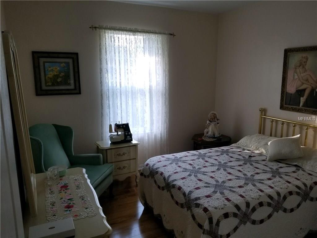 322 SAN REMO AVENUE, NORTH PORT, Florida 34287, 3 Bedrooms Bedrooms, 8 Rooms Rooms,2 BathroomsBathrooms,Residential,For sale,SAN REMO,C7248090