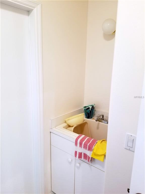 322 SAN REMO AVENUE, NORTH PORT, Florida 34287, 3 Bedrooms Bedrooms, 8 Rooms Rooms,2 BathroomsBathrooms,Residential,For sale,SAN REMO,C7248090