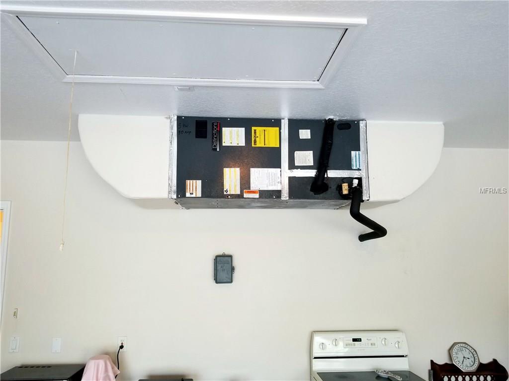 322 SAN REMO AVENUE, NORTH PORT, Florida 34287, 3 Bedrooms Bedrooms, 8 Rooms Rooms,2 BathroomsBathrooms,Residential,For sale,SAN REMO,C7248090