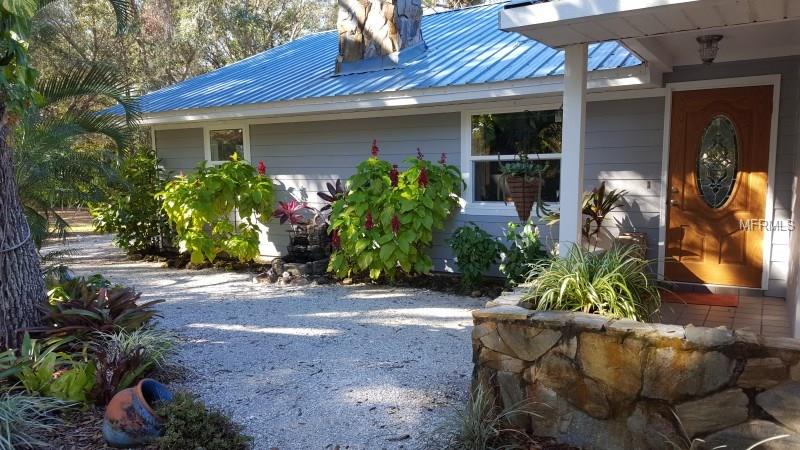 311 ELLINGTON STREET, PORT CHARLOTTE, Florida 33953, 3 Bedrooms Bedrooms, 8 Rooms Rooms,2 BathroomsBathrooms,Residential,For sale,ELLINGTON,W7637381