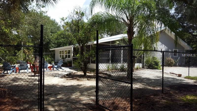 311 ELLINGTON STREET, PORT CHARLOTTE, Florida 33953, 3 Bedrooms Bedrooms, 8 Rooms Rooms,2 BathroomsBathrooms,Residential,For sale,ELLINGTON,W7637381