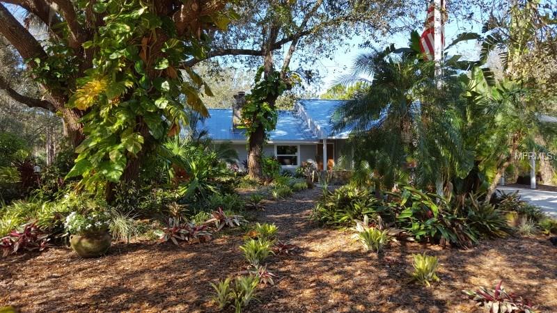 311 ELLINGTON STREET, PORT CHARLOTTE, Florida 33953, 3 Bedrooms Bedrooms, 8 Rooms Rooms,2 BathroomsBathrooms,Residential,For sale,ELLINGTON,W7637381