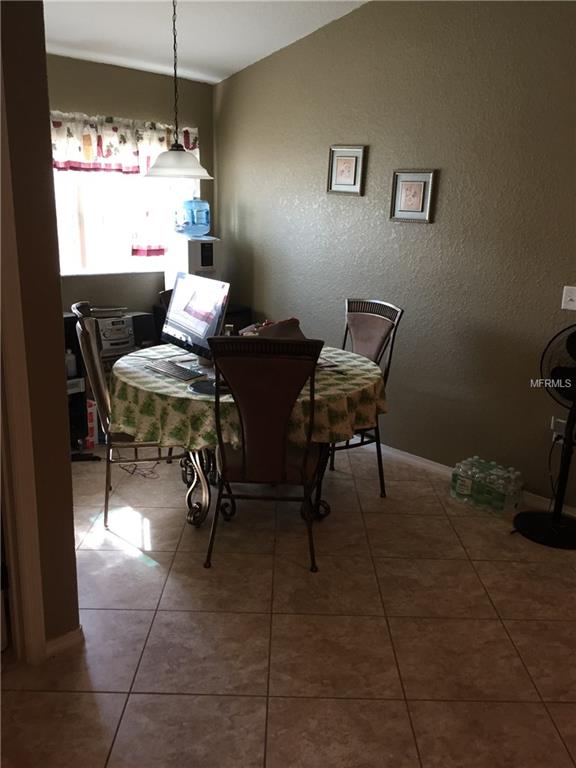 DUNDEE, Florida 33838, 3 Bedrooms Bedrooms, 6 Rooms Rooms,2 BathroomsBathrooms,Residential,For sale,S4856732