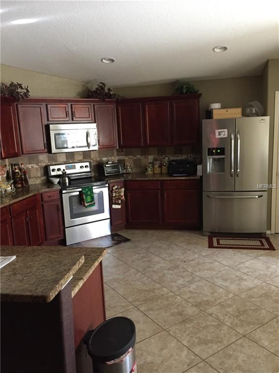 DUNDEE, Florida 33838, 3 Bedrooms Bedrooms, 6 Rooms Rooms,2 BathroomsBathrooms,Residential,For sale,S4856732