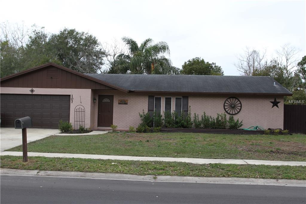 107 ARDSDALE COURT, LONGWOOD, Florida 32750, 4 Bedrooms Bedrooms, 8 Rooms Rooms,2 BathroomsBathrooms,Residential,For sale,ARDSDALE,O5560616