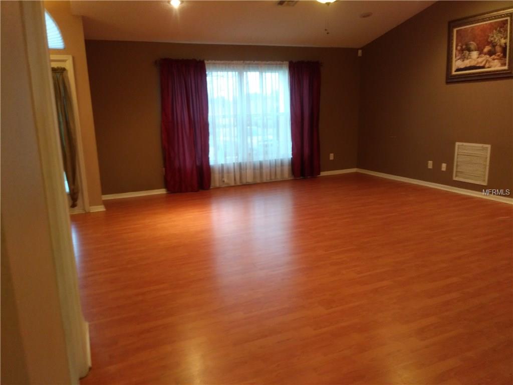 5024 PINE NEEDLE DRIVE, MASCOTTE, Florida 34753, 3 Bedrooms Bedrooms, 3 Rooms Rooms,2 BathroomsBathrooms,Residential,For sale,PINE NEEDLE,T2928366