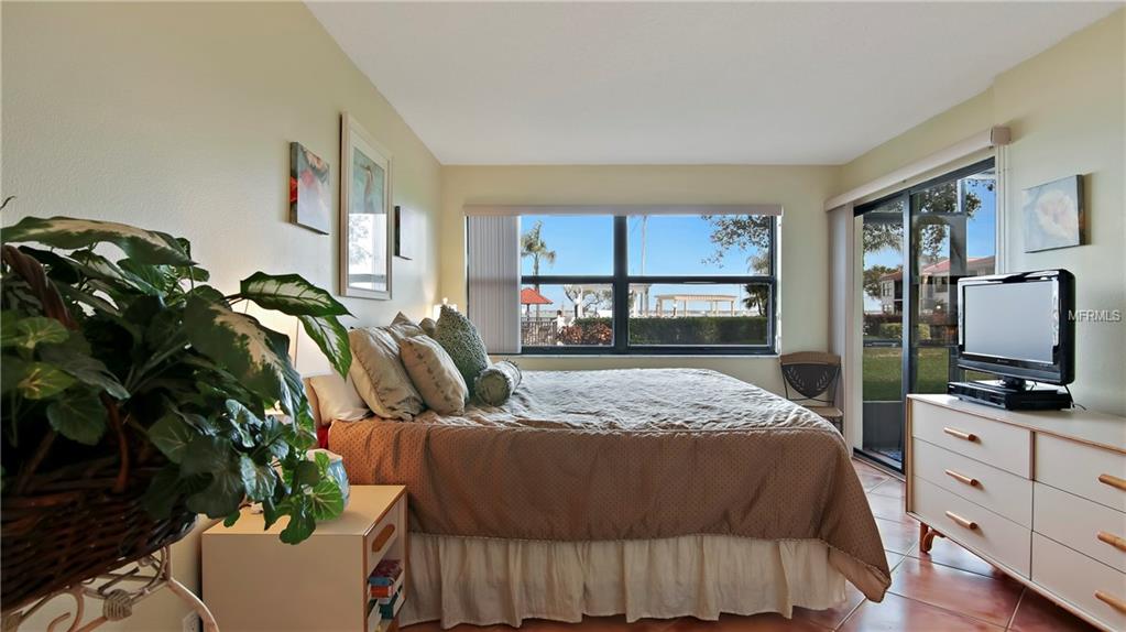 6265 SUN BOULEVARD, ST PETERSBURG, Florida 33715, 1 Bedroom Bedrooms, 3 Rooms Rooms,1 BathroomBathrooms,Residential,For sale,SUN,U7847542