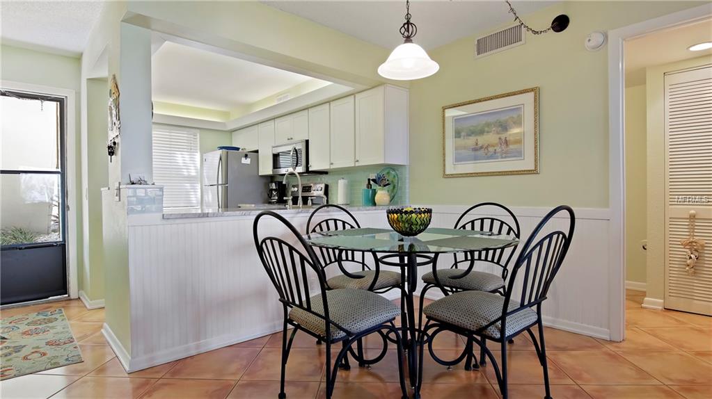 6265 SUN BOULEVARD, ST PETERSBURG, Florida 33715, 1 Bedroom Bedrooms, 3 Rooms Rooms,1 BathroomBathrooms,Residential,For sale,SUN,U7847542