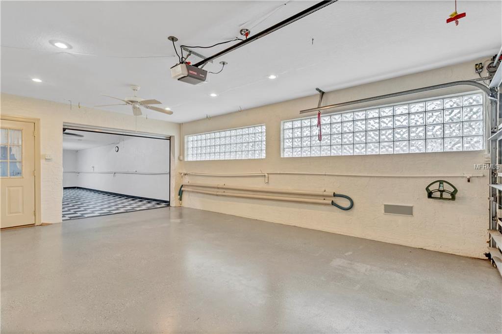 5252 KEYSVILLE AVENUE, SPRING HILL, Florida 34608, 3 Bedrooms Bedrooms, 8 Rooms Rooms,2 BathroomsBathrooms,Residential,For sale,KEYSVILLE,W7637849