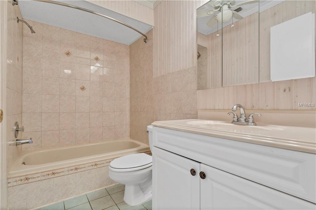 5252 KEYSVILLE AVENUE, SPRING HILL, Florida 34608, 3 Bedrooms Bedrooms, 8 Rooms Rooms,2 BathroomsBathrooms,Residential,For sale,KEYSVILLE,W7637849