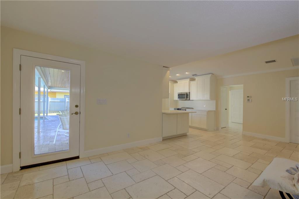 310 PALM ISLAND SE, CLEARWATER BEACH, Florida 33767, 4 Bedrooms Bedrooms, 4 Rooms Rooms,3 BathroomsBathrooms,Residential,For sale,PALM,U7837893