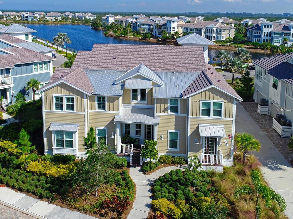 327 COMPASS POINT DRIVE, BRADENTON, Florida 34209, 3 Bedrooms Bedrooms, 9 Rooms Rooms,3 BathroomsBathrooms,Residential,For sale,COMPASS POINT,A4202434