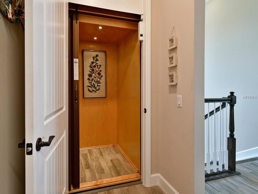 327 COMPASS POINT DRIVE, BRADENTON, Florida 34209, 3 Bedrooms Bedrooms, 9 Rooms Rooms,3 BathroomsBathrooms,Residential,For sale,COMPASS POINT,A4202434