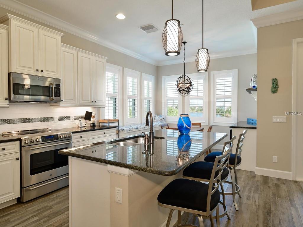 327 COMPASS POINT DRIVE, BRADENTON, Florida 34209, 3 Bedrooms Bedrooms, 9 Rooms Rooms,3 BathroomsBathrooms,Residential,For sale,COMPASS POINT,A4202434