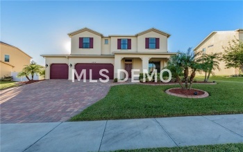 4284 BUGLE STREET, CLERMONT, Florida 34711, 5 Bedrooms Bedrooms, 9 Rooms Rooms,4 BathroomsBathrooms,Residential,For sale,BUGLE,O5558307