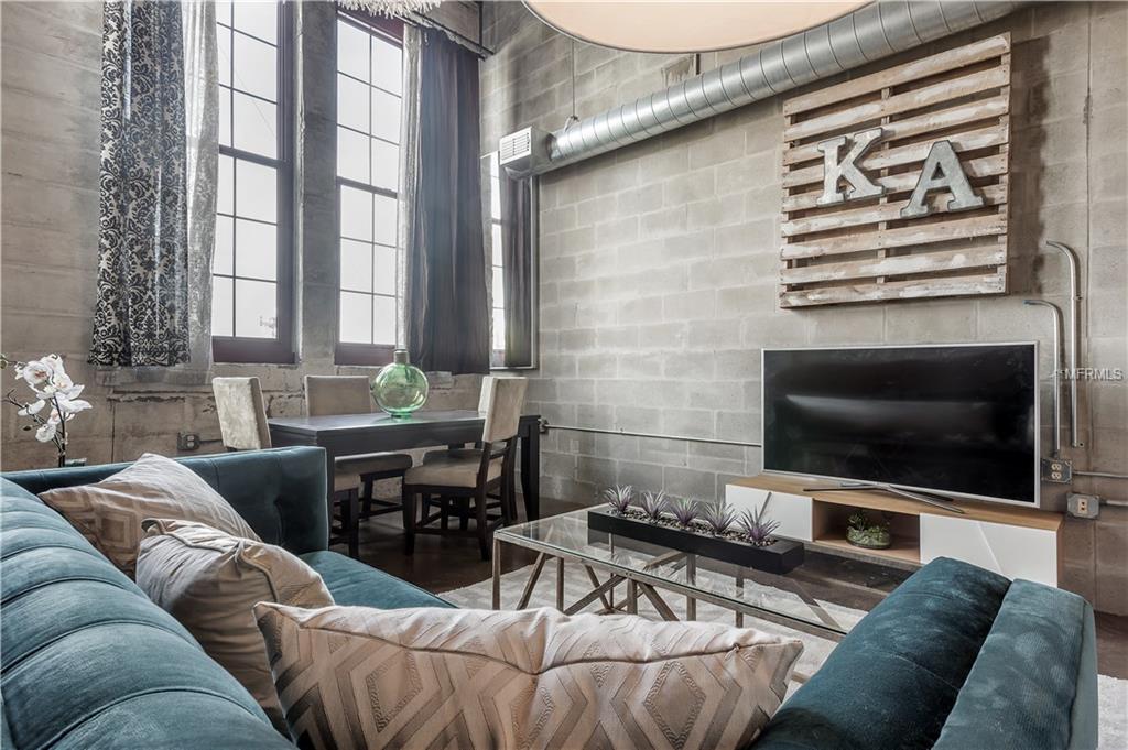 2001 E 2ND AVENUE, TAMPA, Florida 33605, 1 Bedroom Bedrooms, 4 Rooms Rooms,1 BathroomBathrooms,Residential,For sale,2ND,T2926807