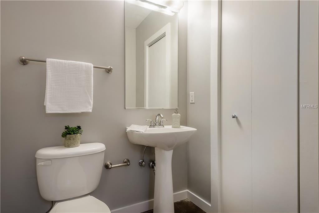 2001 E 2ND AVENUE, TAMPA, Florida 33605, 1 Bedroom Bedrooms, 4 Rooms Rooms,1 BathroomBathrooms,Residential,For sale,2ND,T2926807