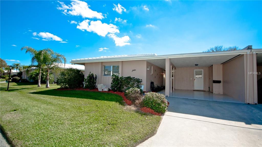 3230 BRUNSWICK LANE, SARASOTA, Florida 34239, 2 Bedrooms Bedrooms, 6 Rooms Rooms,2 BathroomsBathrooms,Residential,For sale,BRUNSWICK,A4175978