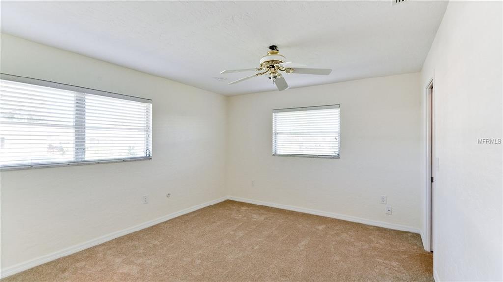 3230 BRUNSWICK LANE, SARASOTA, Florida 34239, 2 Bedrooms Bedrooms, 6 Rooms Rooms,2 BathroomsBathrooms,Residential,For sale,BRUNSWICK,A4175978