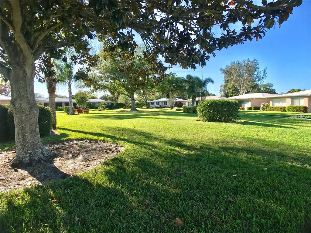 3230 BRUNSWICK LANE, SARASOTA, Florida 34239, 2 Bedrooms Bedrooms, 6 Rooms Rooms,2 BathroomsBathrooms,Residential,For sale,BRUNSWICK,A4175978