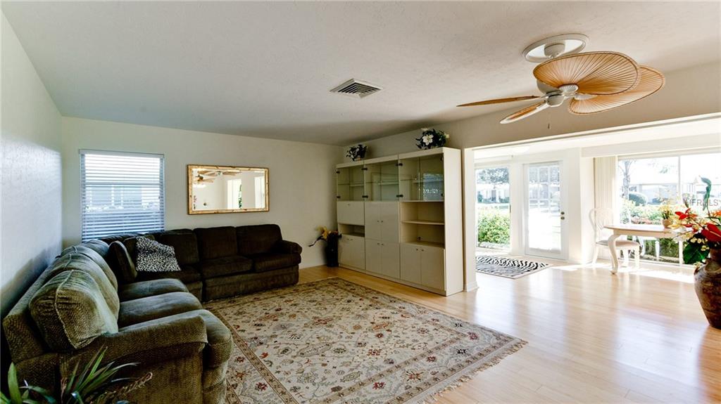 3230 BRUNSWICK LANE, SARASOTA, Florida 34239, 2 Bedrooms Bedrooms, 6 Rooms Rooms,2 BathroomsBathrooms,Residential,For sale,BRUNSWICK,A4175978