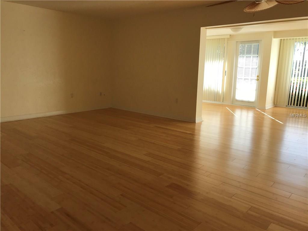 3230 BRUNSWICK LANE, SARASOTA, Florida 34239, 2 Bedrooms Bedrooms, 6 Rooms Rooms,2 BathroomsBathrooms,Residential,For sale,BRUNSWICK,A4175978