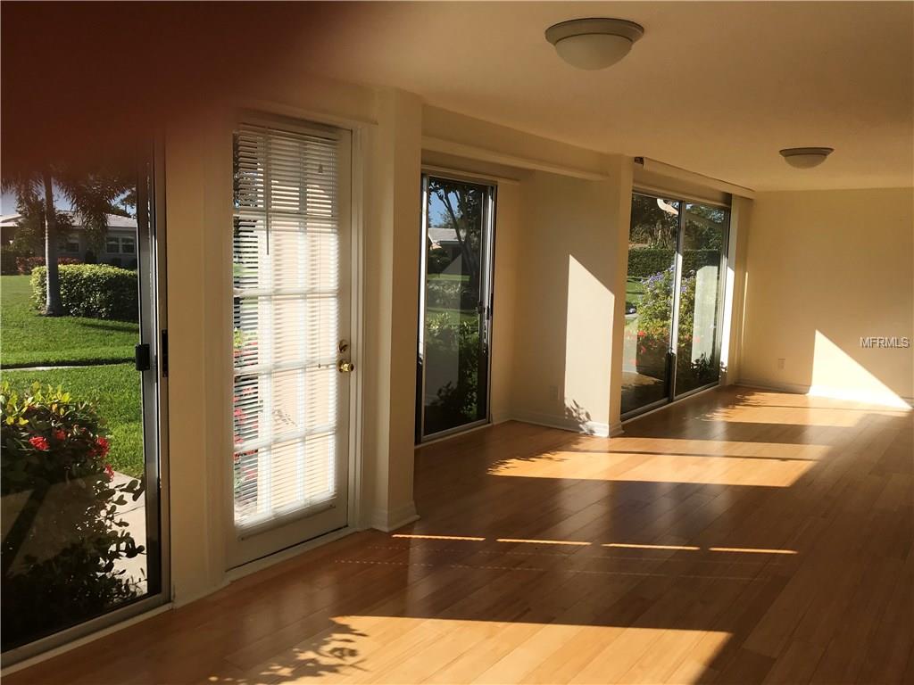 3230 BRUNSWICK LANE, SARASOTA, Florida 34239, 2 Bedrooms Bedrooms, 6 Rooms Rooms,2 BathroomsBathrooms,Residential,For sale,BRUNSWICK,A4175978