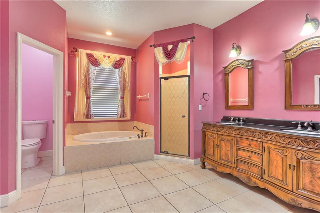 7419 SAVANNAH LANE, TAMPA, Florida 33637, 5 Bedrooms Bedrooms, 14 Rooms Rooms,4 BathroomsBathrooms,Residential,For sale,SAVANNAH,U7823620