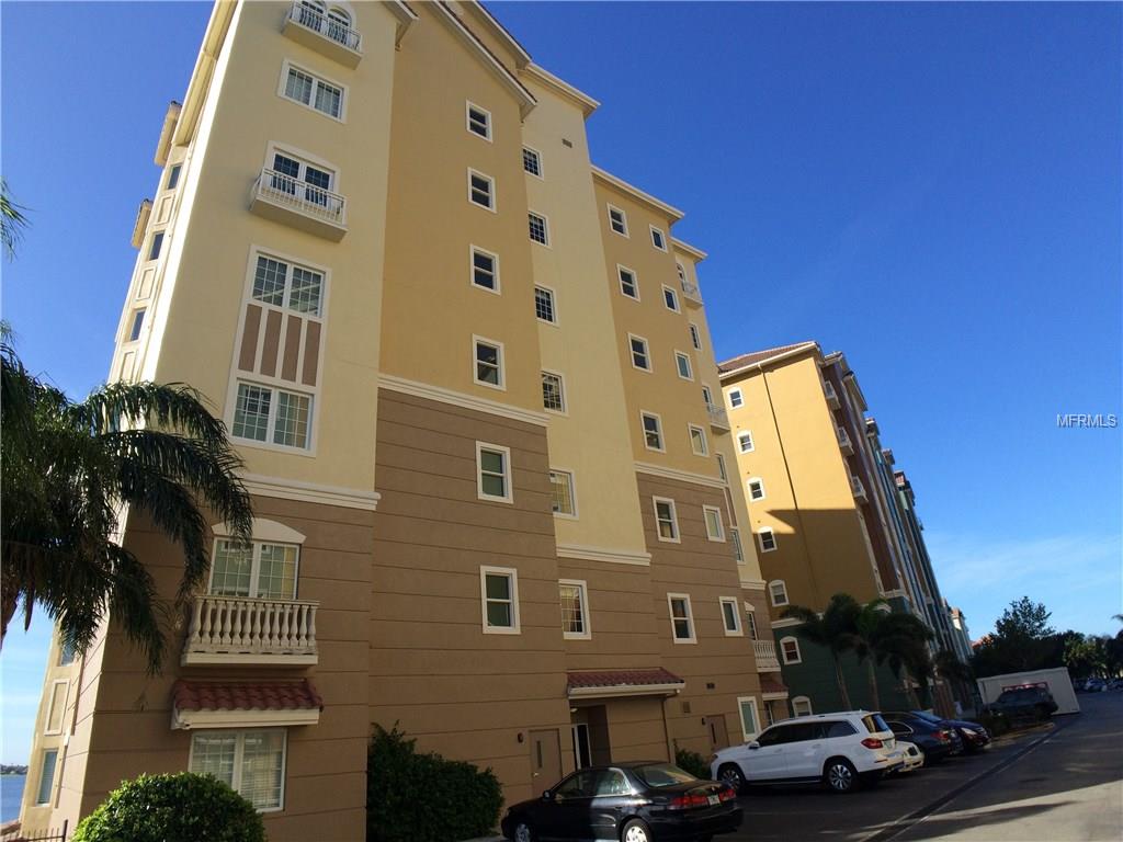 8745 THE ESPLANADE, ORLANDO, Florida 32836, 3 Bedrooms Bedrooms, 8 Rooms Rooms,2 BathroomsBathrooms,Residential,For sale,THE ESPLANADE,O5542601