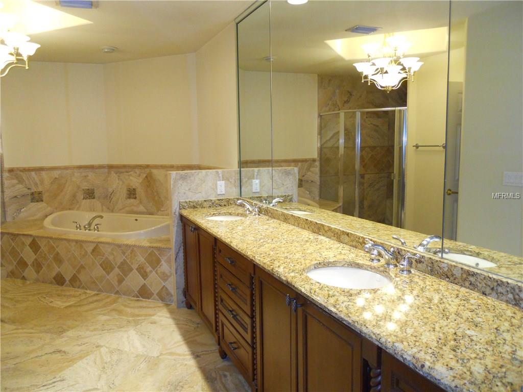 8745 THE ESPLANADE, ORLANDO, Florida 32836, 3 Bedrooms Bedrooms, 8 Rooms Rooms,2 BathroomsBathrooms,Residential,For sale,THE ESPLANADE,O5542601