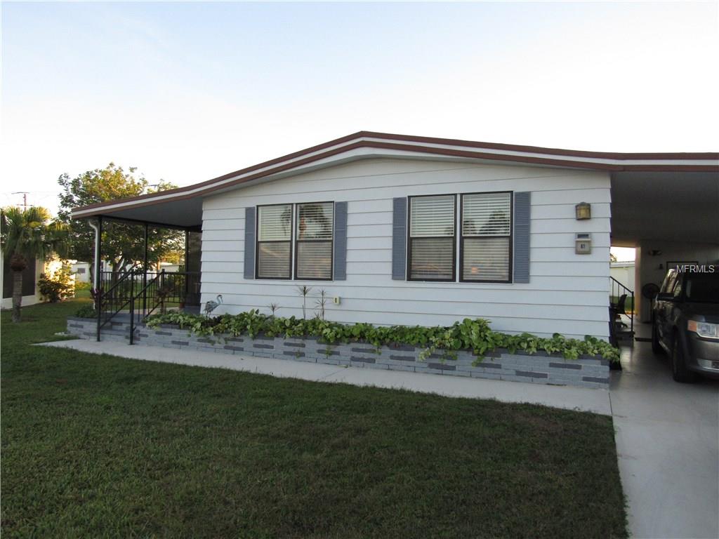 61 LAKEVIEW DRIVE, NORTH PORT, Florida 34287, 2 Bedrooms Bedrooms, 7 Rooms Rooms,2 BathroomsBathrooms,Residential,For sale,LAKEVIEW,C7246920
