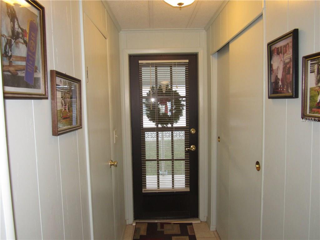 61 LAKEVIEW DRIVE, NORTH PORT, Florida 34287, 2 Bedrooms Bedrooms, 7 Rooms Rooms,2 BathroomsBathrooms,Residential,For sale,LAKEVIEW,C7246920