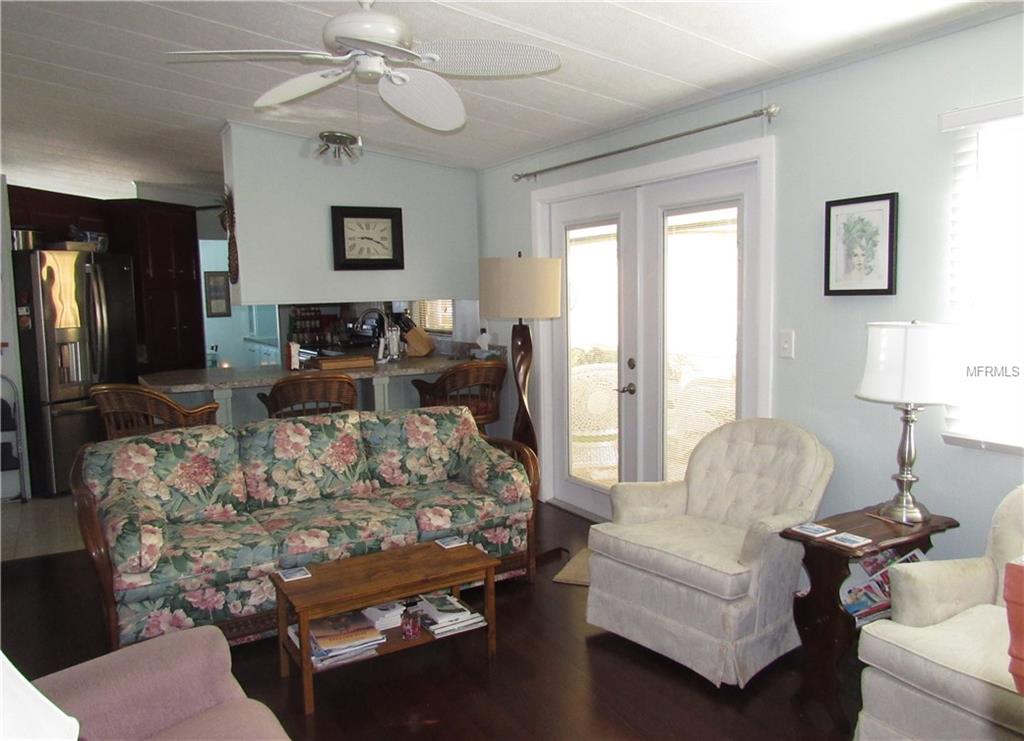 61 LAKEVIEW DRIVE, NORTH PORT, Florida 34287, 2 Bedrooms Bedrooms, 7 Rooms Rooms,2 BathroomsBathrooms,Residential,For sale,LAKEVIEW,C7246920