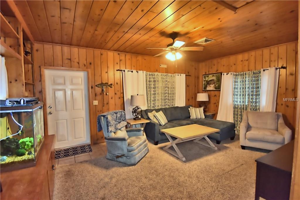 1500 AVENUE H NE, WINTER HAVEN, Florida 33881, 4 Bedrooms Bedrooms, 7 Rooms Rooms,2 BathroomsBathrooms,Residential,For sale,AVENUE H,P4718498