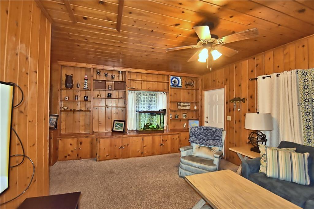 1500 AVENUE H NE, WINTER HAVEN, Florida 33881, 4 Bedrooms Bedrooms, 7 Rooms Rooms,2 BathroomsBathrooms,Residential,For sale,AVENUE H,P4718498