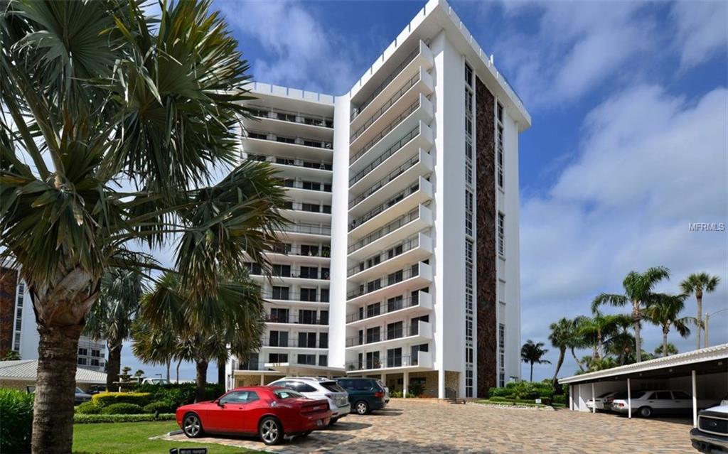 1 BENJAMIN FRANKLIN DRIVE, SARASOTA, Florida 34236, 2 Bedrooms Bedrooms, 5 Rooms Rooms,2 BathroomsBathrooms,Residential,For sale,BENJAMIN FRANKLIN,A4207387