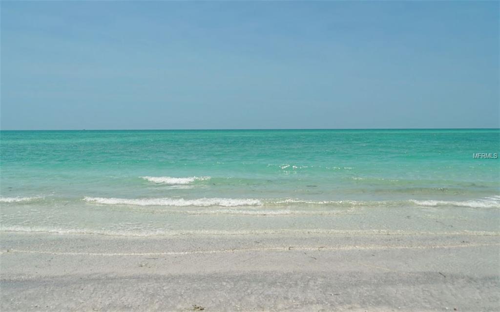 1 BENJAMIN FRANKLIN DRIVE, SARASOTA, Florida 34236, 2 Bedrooms Bedrooms, 5 Rooms Rooms,2 BathroomsBathrooms,Residential,For sale,BENJAMIN FRANKLIN,A4207387