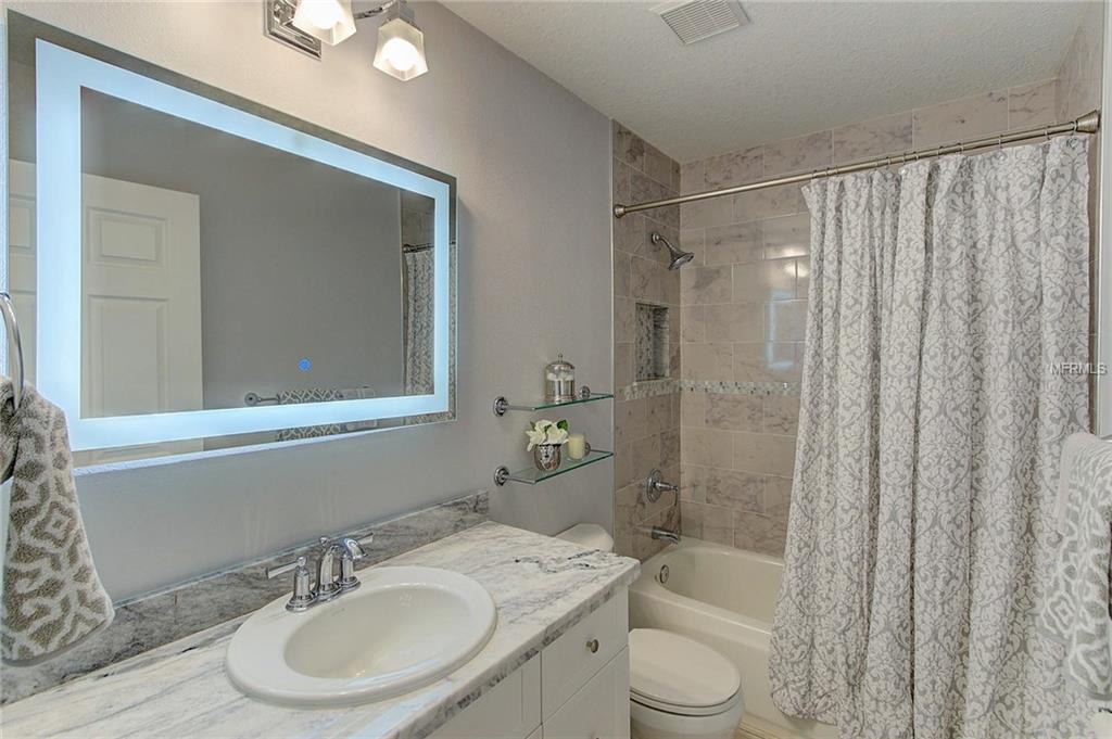 7704 GENEVA LANE, SARASOTA, Florida 34243, 3 Bedrooms Bedrooms, 5 Rooms Rooms,2 BathroomsBathrooms,Residential,For sale,GENEVA,A4208997