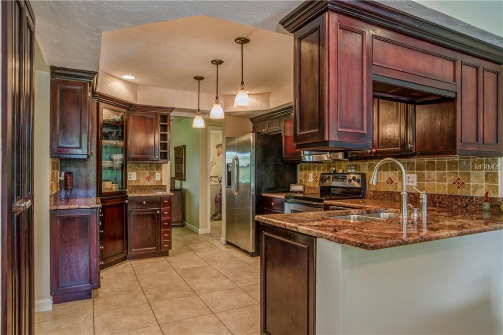 12688 97TH STREET, LARGO, Florida 33773, 4 Bedrooms Bedrooms, 5 Rooms Rooms,2 BathroomsBathrooms,Residential,For sale,97TH,U7847479