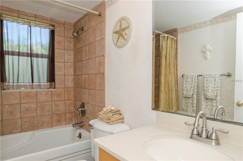 12688 97TH STREET, LARGO, Florida 33773, 4 Bedrooms Bedrooms, 5 Rooms Rooms,2 BathroomsBathrooms,Residential,For sale,97TH,U7847479