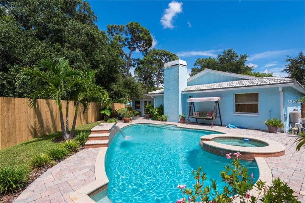 12688 97TH STREET, LARGO, Florida 33773, 4 Bedrooms Bedrooms, 5 Rooms Rooms,2 BathroomsBathrooms,Residential,For sale,97TH,U7847479