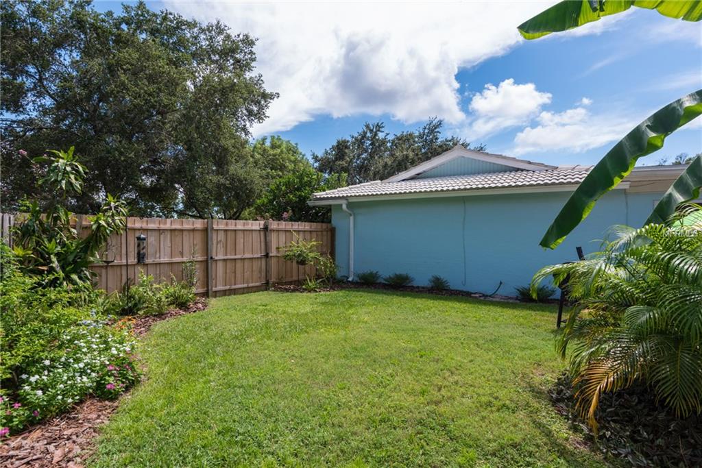 12688 97TH STREET, LARGO, Florida 33773, 4 Bedrooms Bedrooms, 5 Rooms Rooms,2 BathroomsBathrooms,Residential,For sale,97TH,U7847479