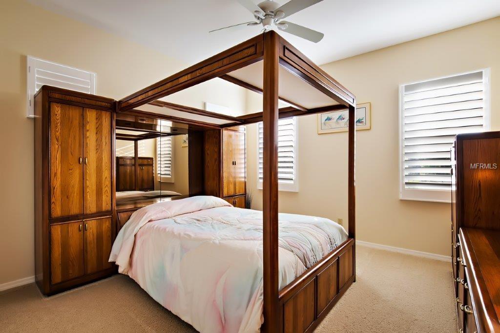 2220 PELICAN BAY PLAZA S, GULFPORT, Florida 33707, 4 Bedrooms Bedrooms, 5 Rooms Rooms,3 BathroomsBathrooms,Residential,For sale,PELICAN BAY,U7805775