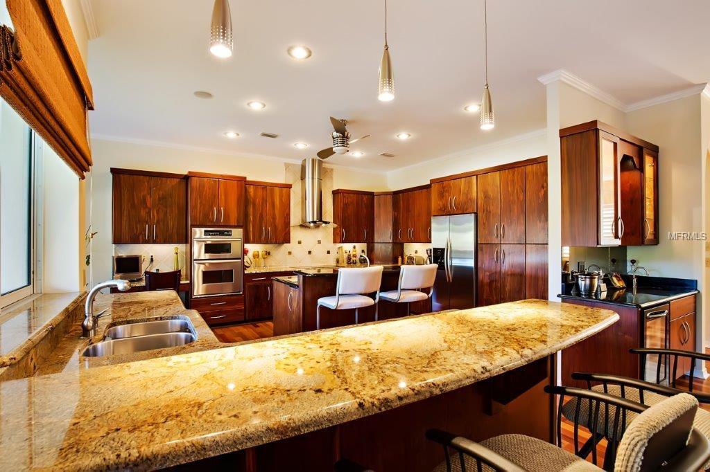 2220 PELICAN BAY PLAZA S, GULFPORT, Florida 33707, 4 Bedrooms Bedrooms, 5 Rooms Rooms,3 BathroomsBathrooms,Residential,For sale,PELICAN BAY,U7805775